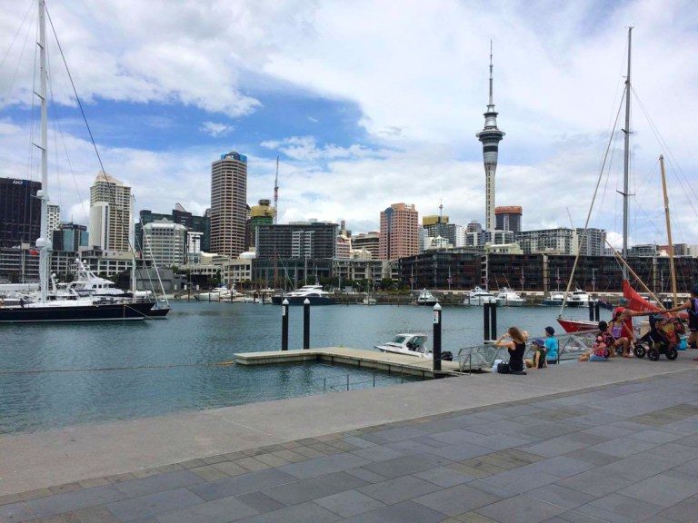 16388490_1080142818798220_1664582977_oe